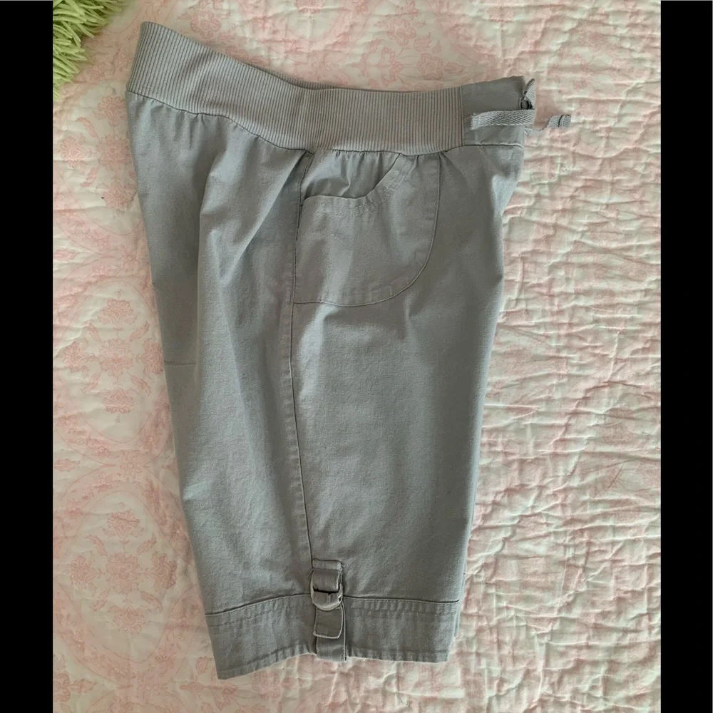 One Step Up Shorts Girl M (10-12) Gray Bermuda Twill Cargo Pocket Studs Stretchy